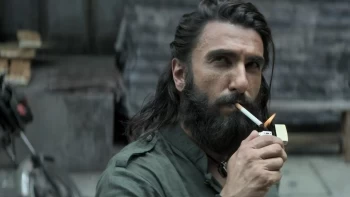 रणवीर सिंह की हिट फिल्म पर टेक दिग्गज का वार, ‘धुरंधर’ को रिजेक्ट करने की कही बात