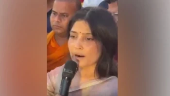 अदिति यादव के खिलाफ विवादित कैंपेन पर डिंपल यादव का पलटवार, बीजेपी पर लगाए गंभीर आरोप
