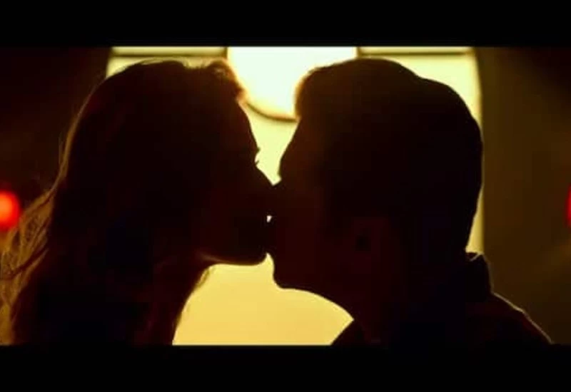 Salman Khan shares his first on-screen kiss with Disha Patani, fans go wild on Social Media