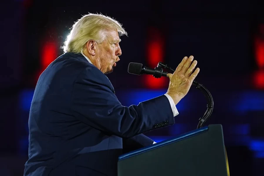 ट्रंप का ईरान पर तीखा हमला: समझौते के लिए गिड़गिड़ा रहा है तेहरान।