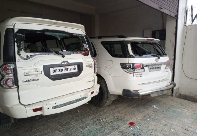 विकास दुबे की लग्जरी गाड़ियां