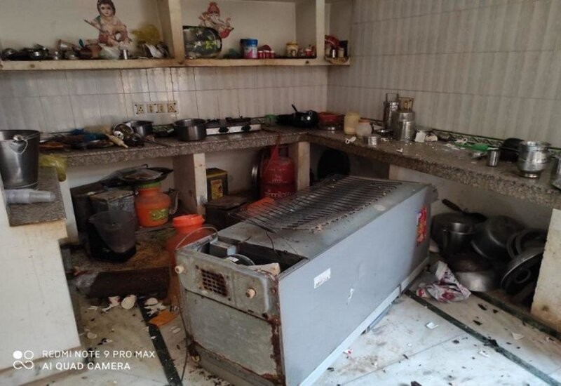 विकास दुबे के घर की अत्याधुनिक रसोई