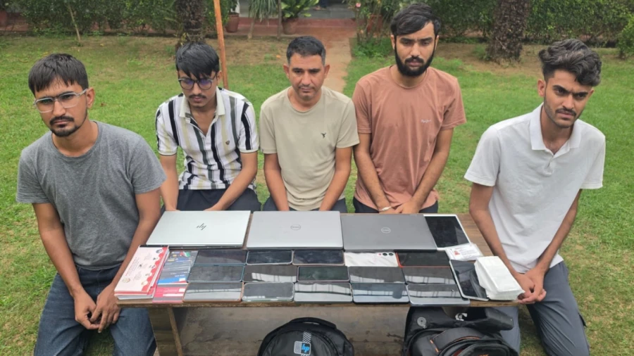 जयपुर में फर्जी गेमिंग कॉल सेंटर का भंडाफोड़, 1 करोड़ की ठगी में 5 गिरफ्तार