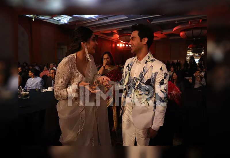 Rajkummar Rao And Sonam Kapoor Meet Up For A Quick Chat