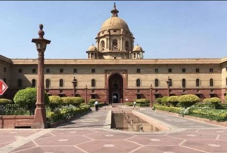 Finance Ministry says there was no ban on entry of journalists within the premises