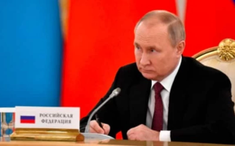 फिनलैंड और स्वीडन बढ़ा रहे रूस का सिरदर्द, 8 पड़ोसी देश होंगे नाटो का हिस्सा