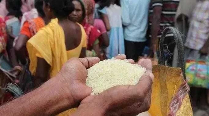 Centre to give 5 kg free food grains to 80 cr poor for next 2 months