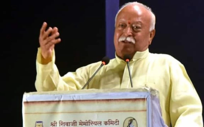 Rss invites woman as chief guest first time in dussehra function mohan bhagwant present