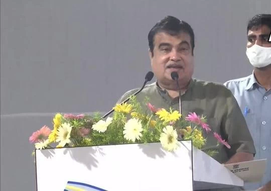 दिल्ली-कटरा एक्सप्रेसवे 2-वर्षों में बना देंगे, यात्रा समय घटकर होगा 6-घंटे: गडकरी