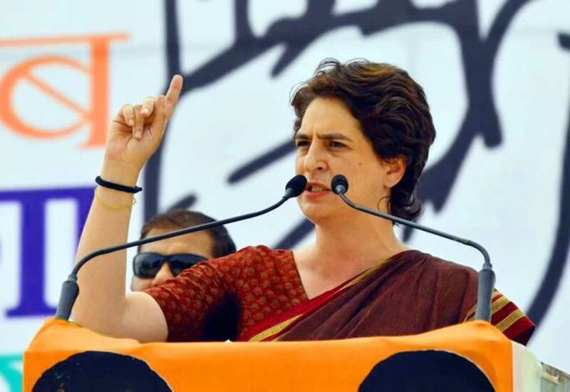 'हाउडी मोदी' के बावजूद अमेरिका में भारतीयों के सबसे ज्यादा एच-1बी वीजा आवेदन रद्द: प्रियंका गांधी