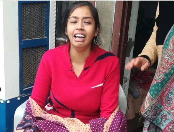 दंपति की घर पर जिंदा जलकर मौत