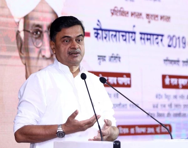 स्किल इंडिया ने उत्‍कृष्‍ट योगदान के लिए 53 कौशल प्रशिक्षकों को पुरस्‍कृत किया गया