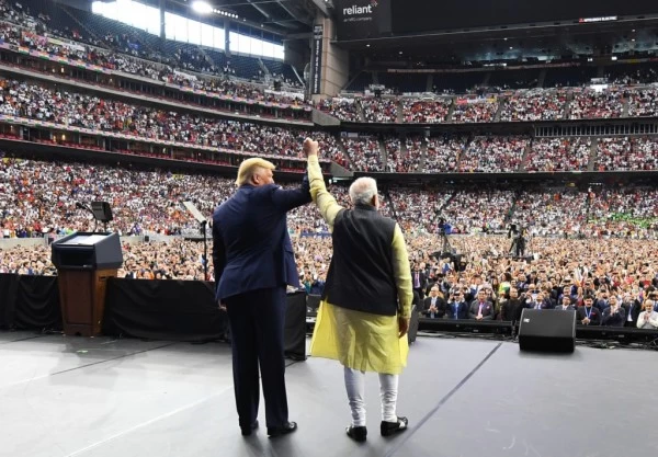 'हाऊडी मोदी' से मोदी दुनिया के सबसे बड़े नेता ही नहीं, श्रेष्ठ कूटनीतिज्ञ भी बने