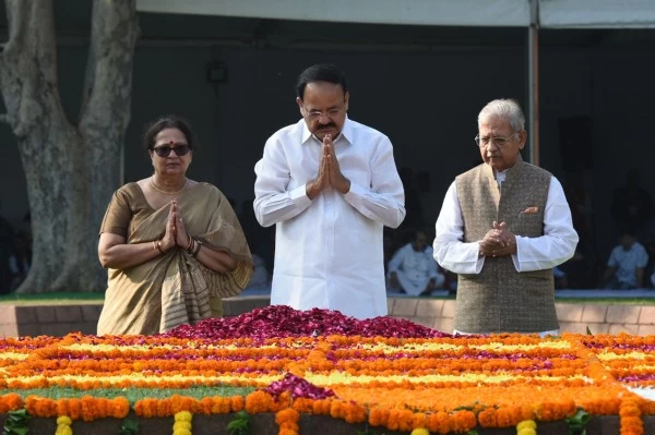 VP Venkaiah Naidu calls for constant dialogue & exchange of ideas between Indian languages 