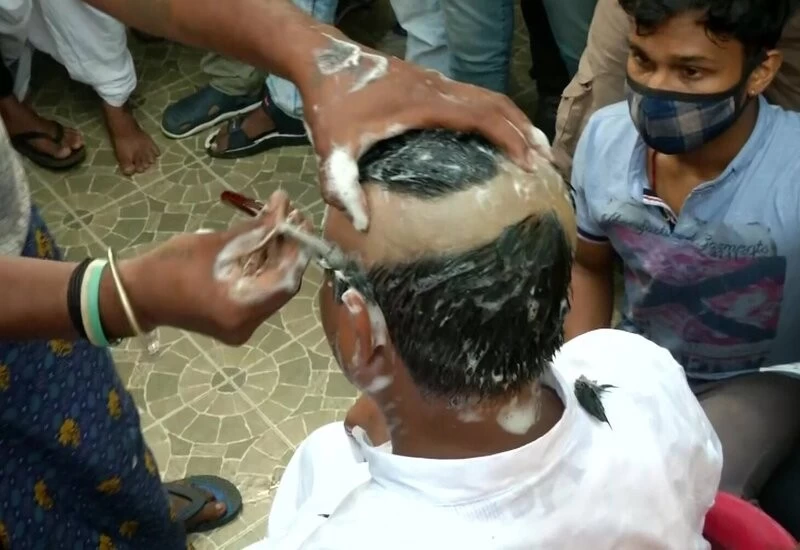 MLA Ashish Das announced to leave BJP after performs havan and tonsures head at Kalighat Kali Temple in Kolkata