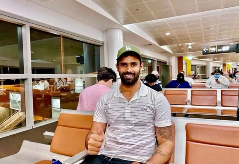 Hanuma Vihari, who was ruled out of 4th Test due to injury, leaves for India