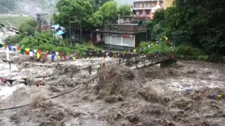 Flood-rain and landslide continue in Himachal, 74 killed in 4 days due to devastation