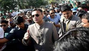 ओवैसी के खिलाफ होगी कार्रवाई हिंदुओं के खिलाफ दिया था आपत्तिजनक बयान ! SC में याचिका दायर