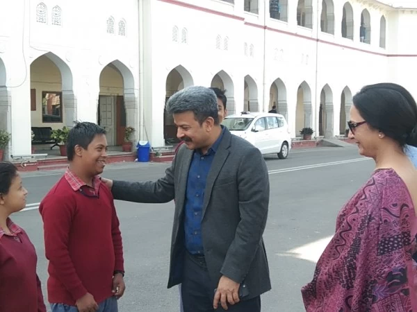 जयपुर: पुलिस कमिश्नर से दिशा संस्था के छात्रों ने की मुलाकात