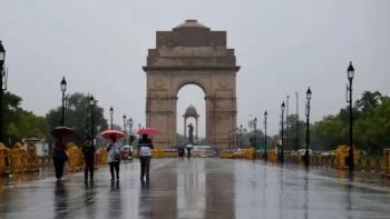 दिल्ली-NCR में अगले 3 घंटे में आएगा भीषण तूफान, मौसम विभाग ने जारी किया ऑरेंज अलर्ट