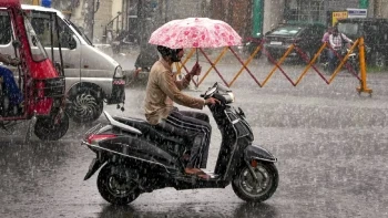 यूपी बिहार और झारखंड समेत 10 राज्यों में भारी बारिश का अलर्ट जारी