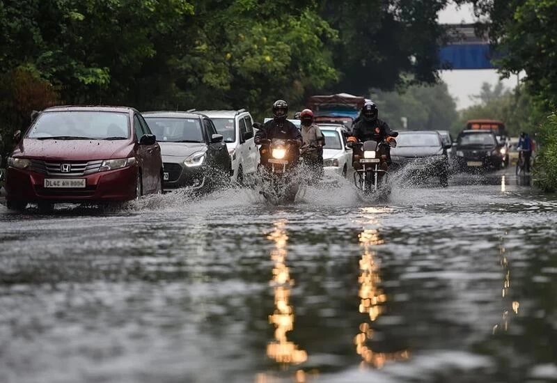 IMD issues orange alert for Delhi, warns of thunderstorms