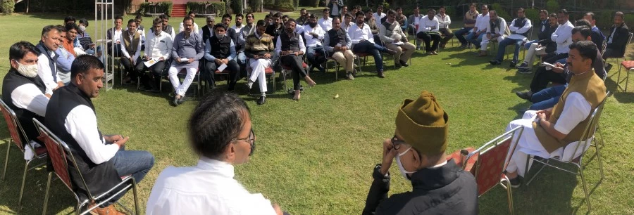 अन्य राज्यों के लोग खा रहे हैं सवर्णों का कोटा, राज्य में प्रभावी कानून की जरूरत, आरक्षण की विसंगितियां दूर करने के लिए बनाई कार्ययोजना