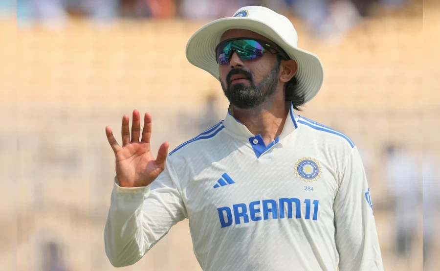 Rahul has a golden opportunity to leave Sachin behind, he only needs this many runs