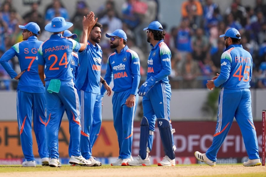 कोटाम्बी में कोहली का कमाल, वडोदरा में 15 साल बाद टीम इंडिया की जीत से वापसी