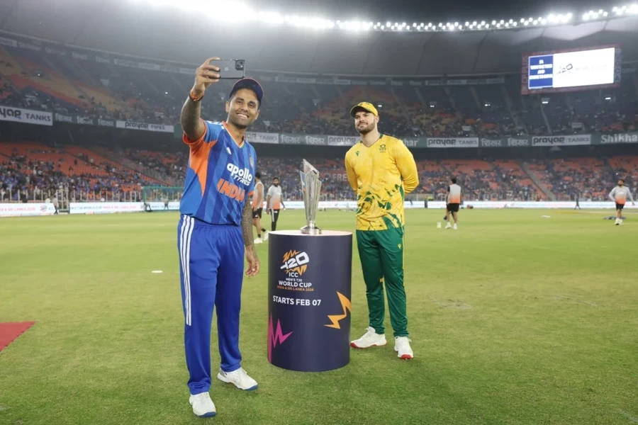 South Africa Opt to Bat First, India Retain Unchanged Playing XI