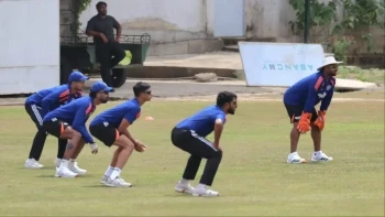 IND vs SL: श्रीलंका में घुसते ही गौतम गंभीर ने शुरू किया मिशन सुधार, फील्डिंग की कमजोरी पर कड़ा प्रहार