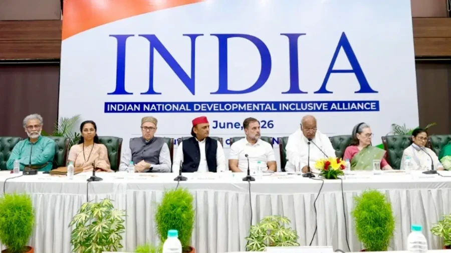 INDIA Alliance Meeting: Rahul Gandhi Clarifies Stance as Mamata Banerjee Raises Bengal Issues
