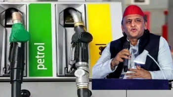 Petrol and Diesel Prices Hiked by ₹3: Opposition Slams Government, Akhilesh Says Cycle is the Only Option