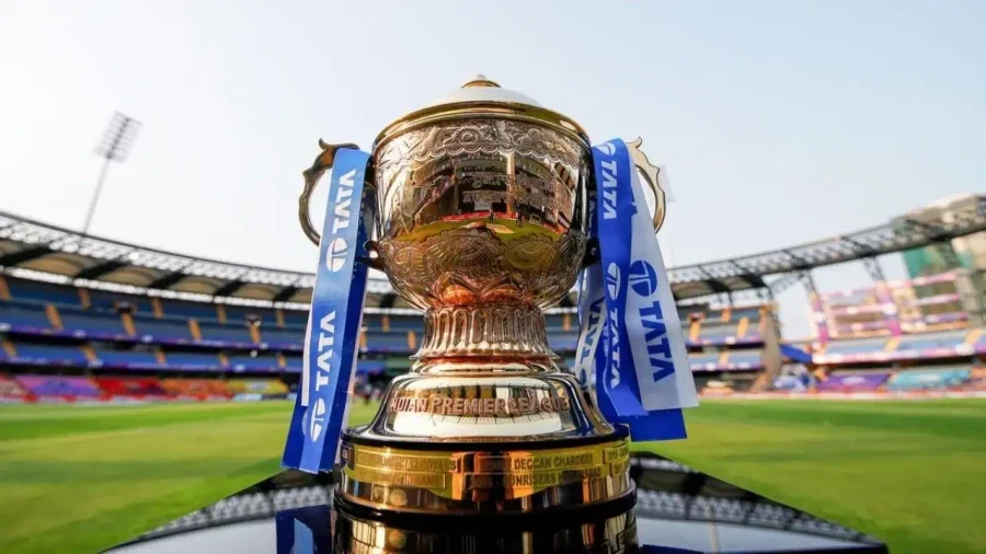 IPL 2026 Final: आरसीबी के फाइनल में पहुंचते ही अहमदाबाद में फ्लाइट और होटल के दाम बढ़े