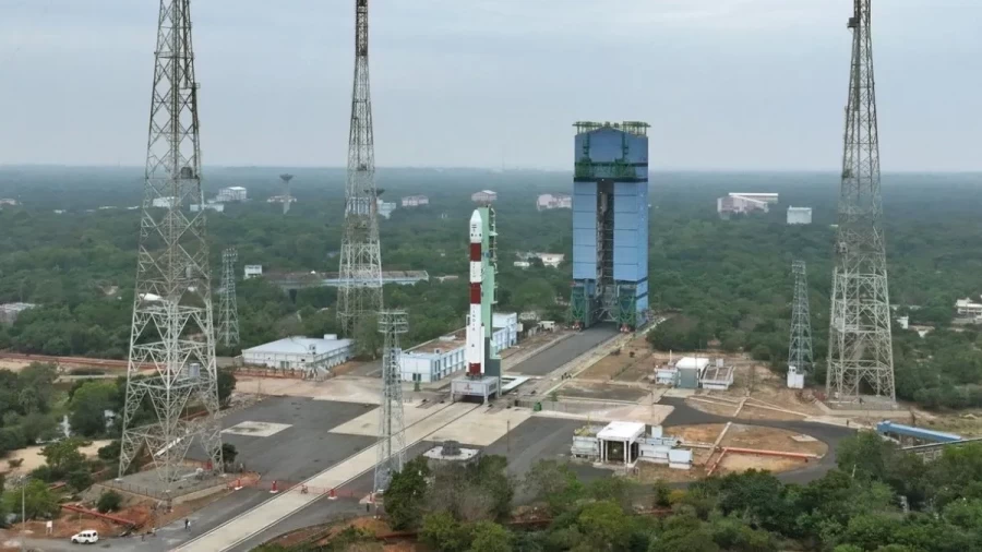 ISRO's PSLV-C62 Mission Fails: Rocket Deviates Due to Third Stage Malfunction, Anvesha Satellite Lost