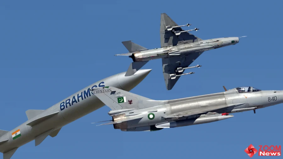 J-10C बनाम ब्रह्मोस: रक्षा बाजार में भारत और चीन के बीच छिड़ी महाजंग
