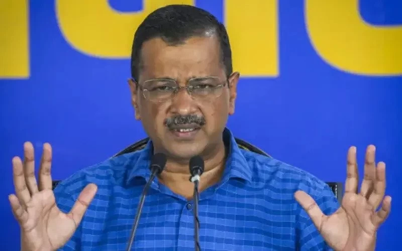 Arvind kejriwal says congress votes shifting to aam aadmi party