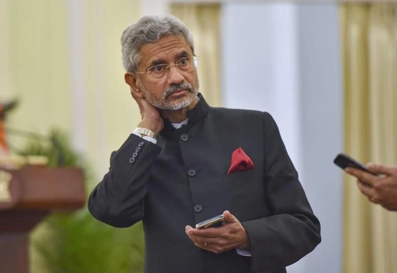 Jaishankar discusses ongoing situation with Chinese Foreign Minister on phone