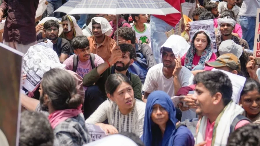 Delhi Metro: 17 Stations Closed Amid CJP Protests and Government Talks