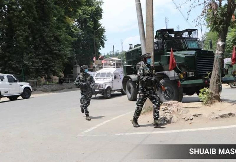 CRPF Head Constable martyred in Srinagar encounter, 1 militant killed