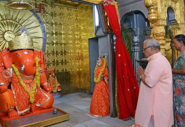 कलराज मिश्र ने ली राज्यपाल पद की शपथ, सीएम गहलोत सहित कई हस्तियां हुईं समारोह में शामिल