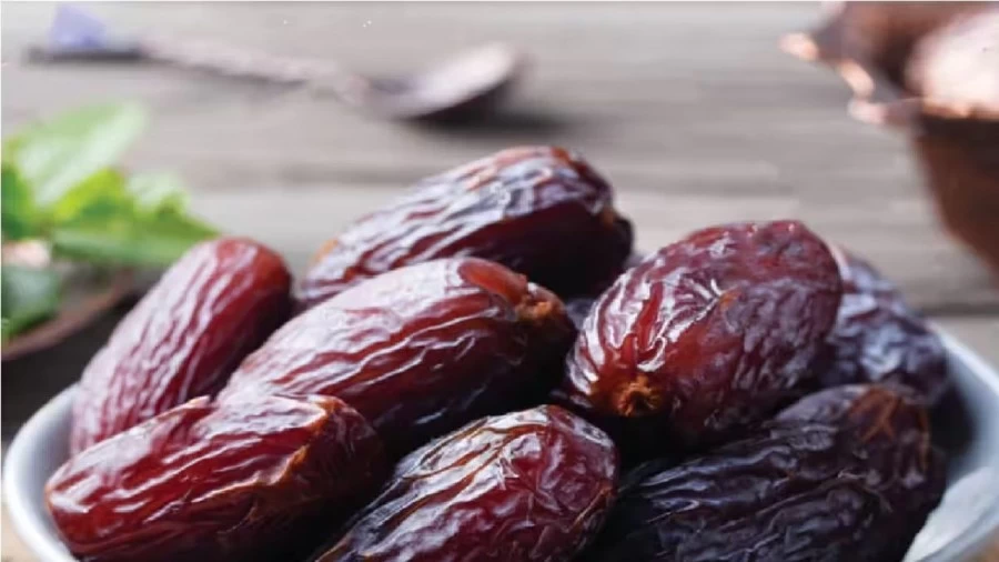 Dates help in increasing the sperm count benefits of eating soaked dates  with khazoor
