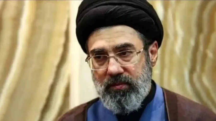 Mujtaba Khamenei: Iran to Implement Resistance Economy to End Dollar Dominance