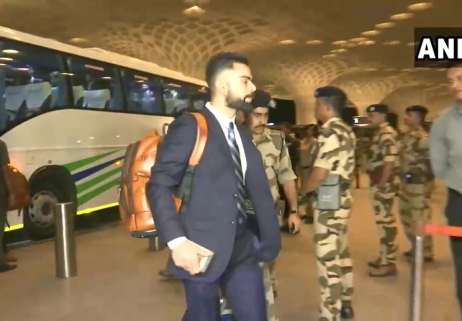 भारतीय टीम विश्व कप में भाग लेने के लिए इंग्लैंड रवाना हुई