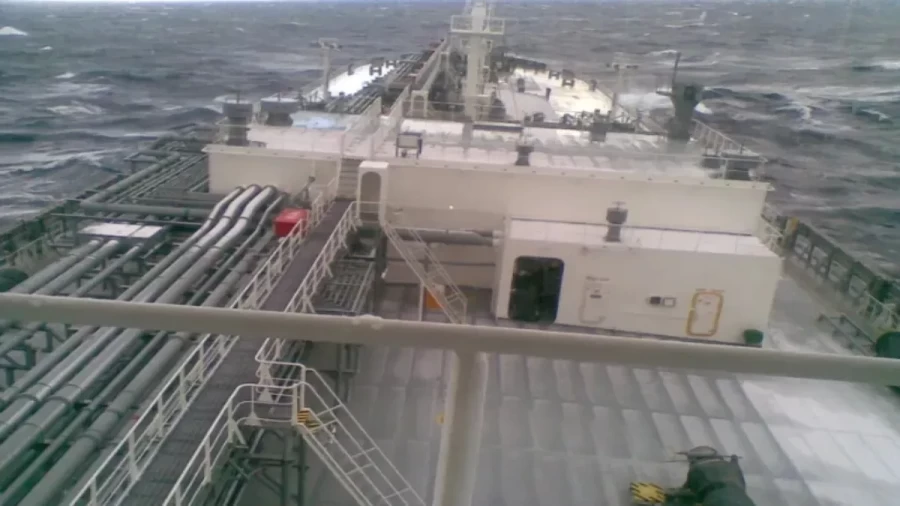 LPG Tanker Green Sanvi Crosses Strait of Hormuz Towards India