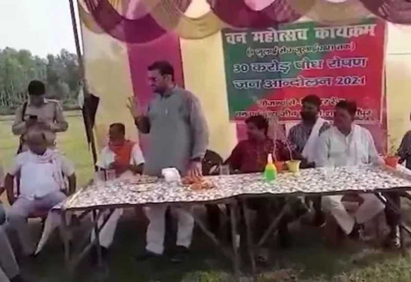 Swear on son - had voted, only then will the light be on', BJP MLA's video goes viral