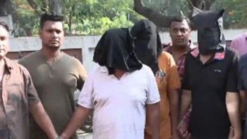 TET पेपर लीक: CM फडणवीस ने दिए SIT जांच के आदेश, परीक्षा स्थगित