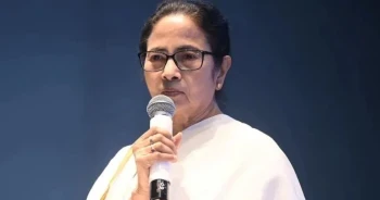 ममता बनर्जी का बड़ा ऐलान: 'मैं खुद वकील हूं, बीजेपी के खिलाफ शुरू हुई राजनीतिक लड़ाई'