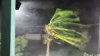 आंध्र प्रदेश में चक्रवात अर्नब का लैंडफॉल, भारी बारिश से जनजीवन अस्त व्यस्त