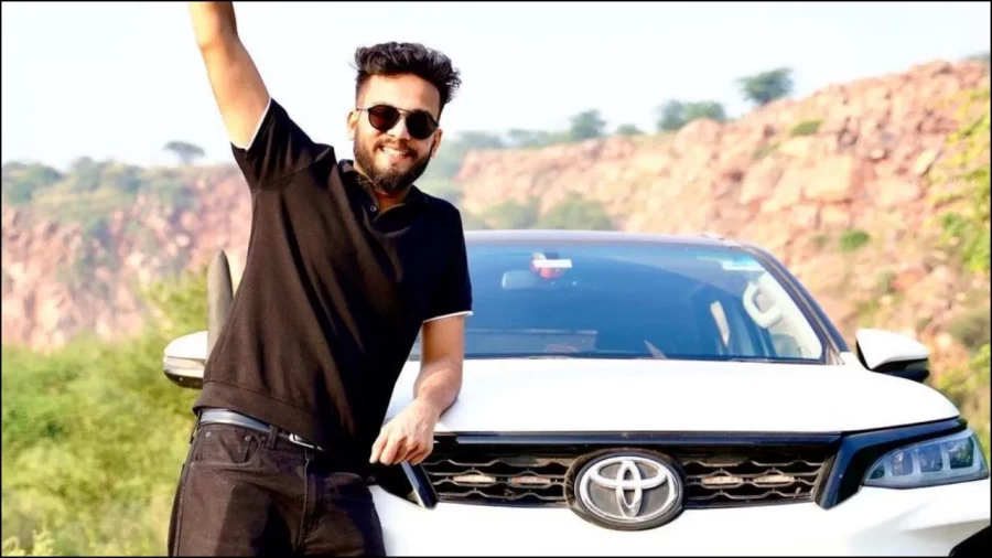 Elvish Army rocks the 'system' at Bigg Boss winner's welcome ceremony